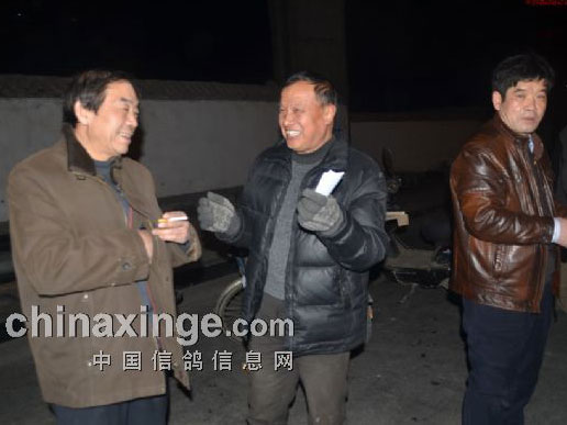 ����Ե�׿���ԭ������һǹ(ͼ)