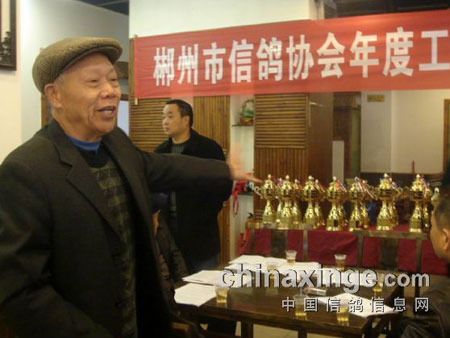 ���ϳ��ݸ���¾ٴ룺��70�����Ա��