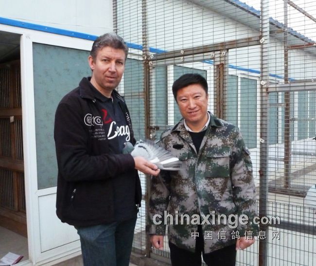 文森特先生和邢先生在开尔鸽舍